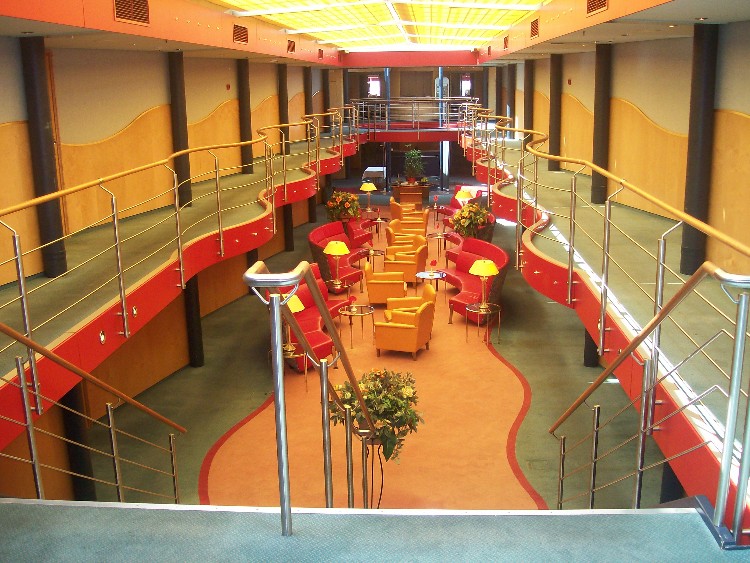 Viking Primadonna Interior